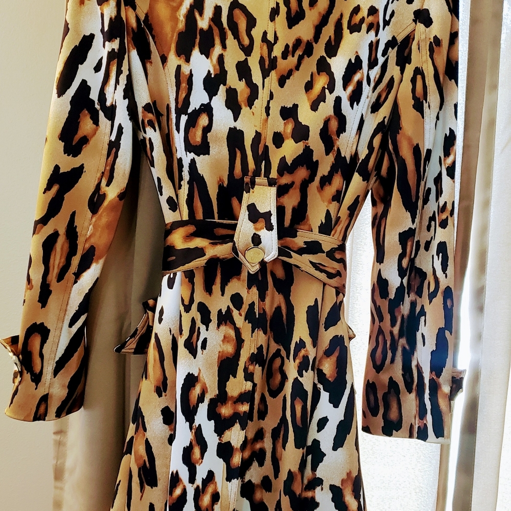 Cache Leopard Print Trench Coat - image 2
